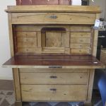 640 1582 SECRETAIRE